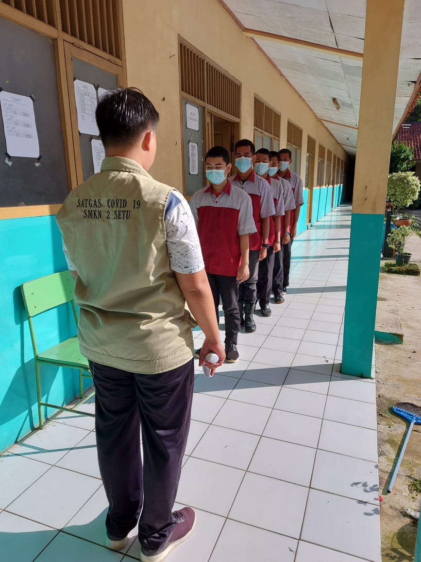 Satgas Covid-19 SMKN 2 Setu "Sedia, Setia Setiap Saat"